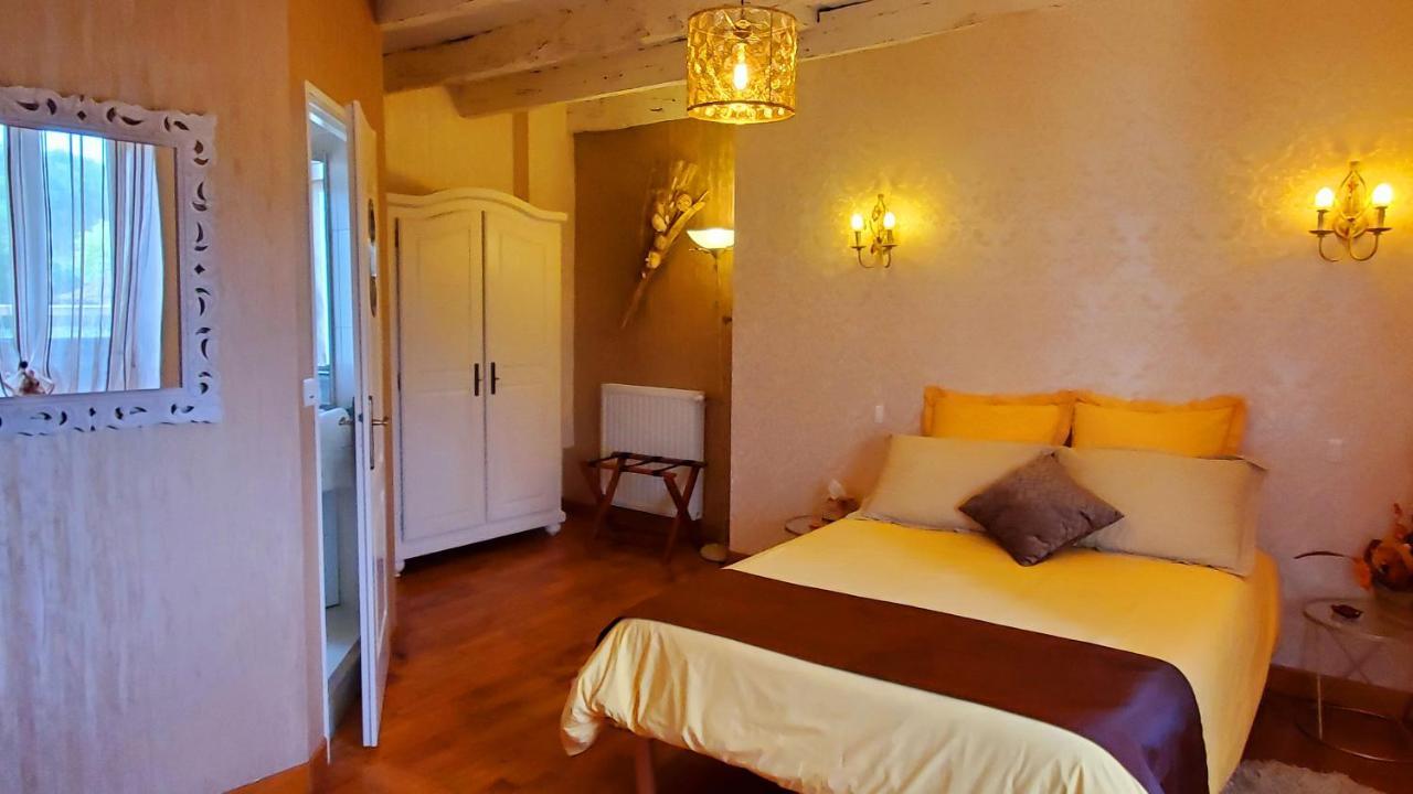 Domaine De La Dame Blanche Hotel Siorac-en-Perigord Bagian luar foto
