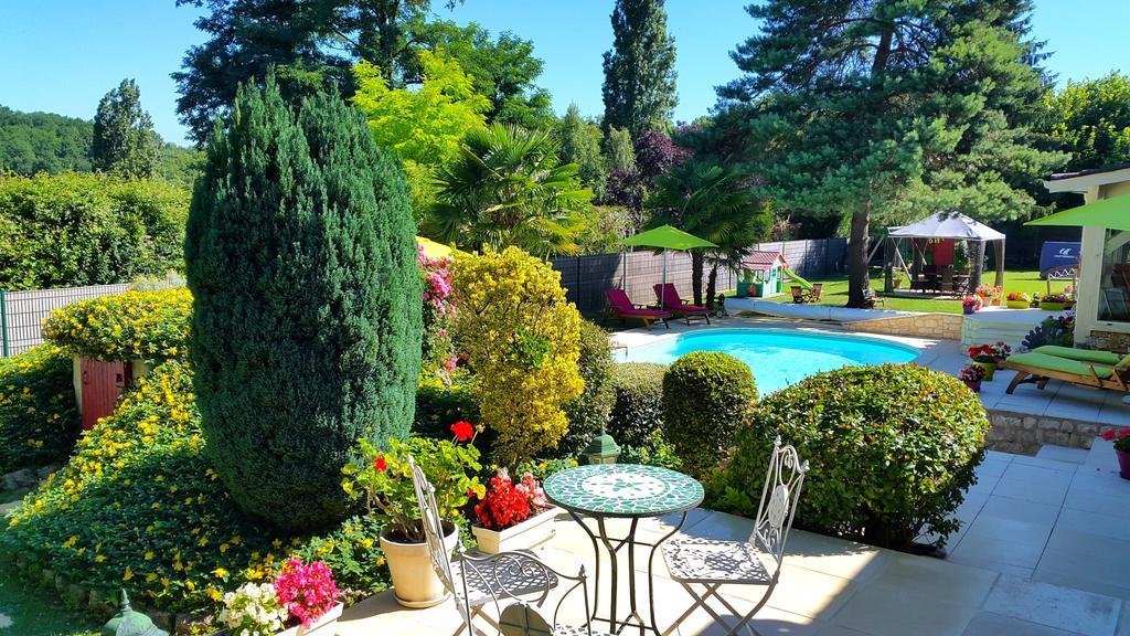 Domaine De La Dame Blanche Hotel Siorac-en-Perigord Bagian luar foto
