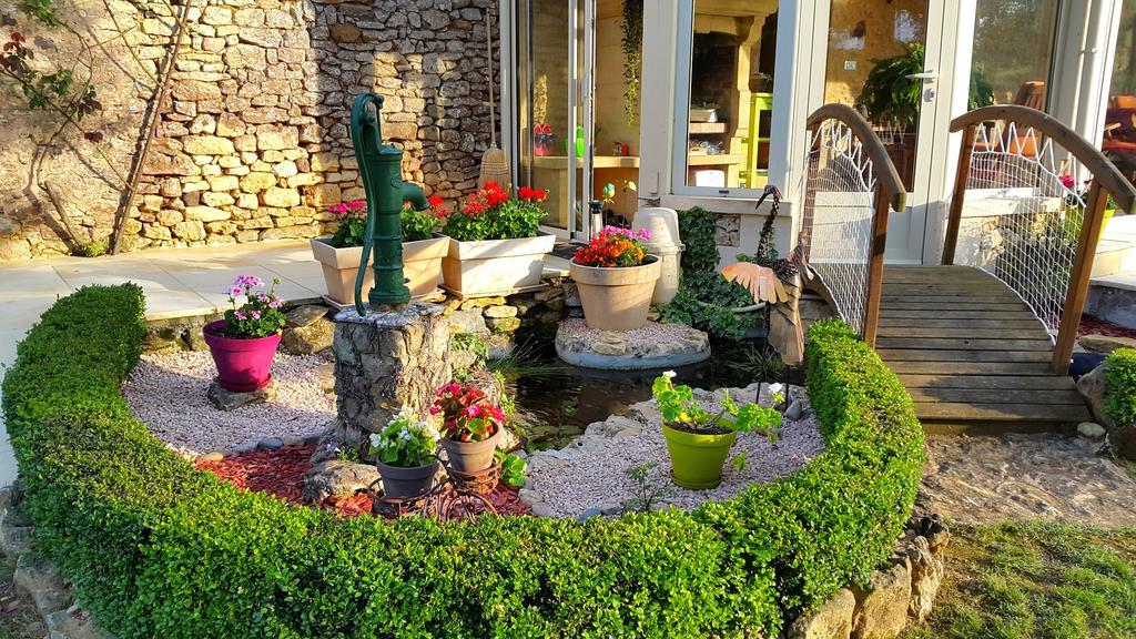 Domaine De La Dame Blanche Hotel Siorac-en-Perigord Bagian luar foto