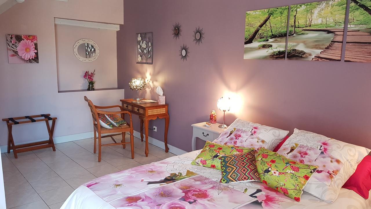 Domaine De La Dame Blanche Hotel Siorac-en-Perigord Bagian luar foto